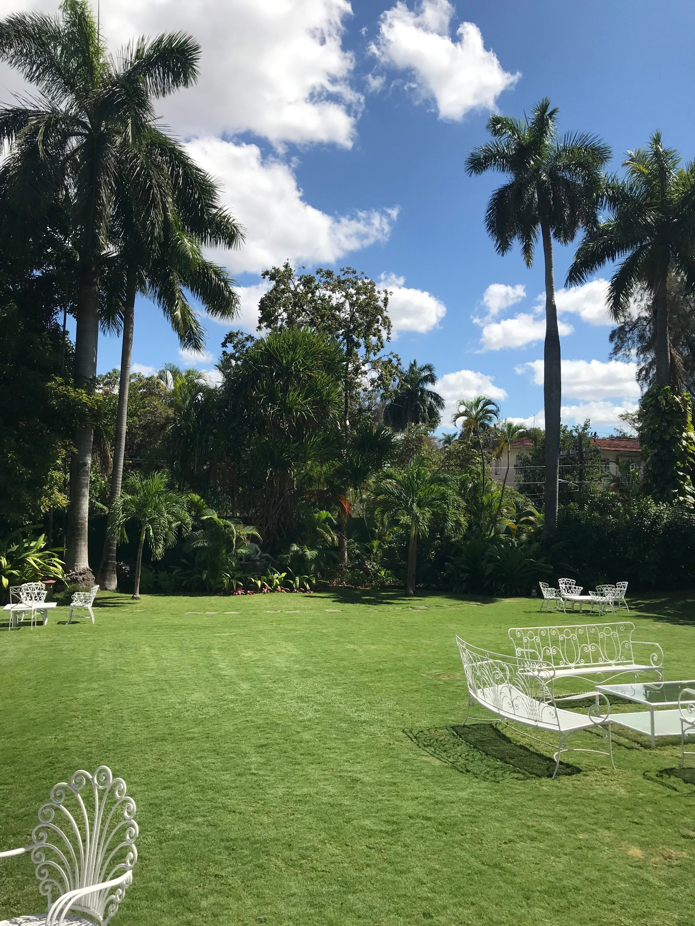 Ambassade — espace intime